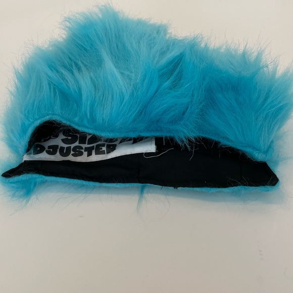 Dr Seuss ‘Thing 1 Thing 2’ Blue Hair Cap - Picture 4 of 7